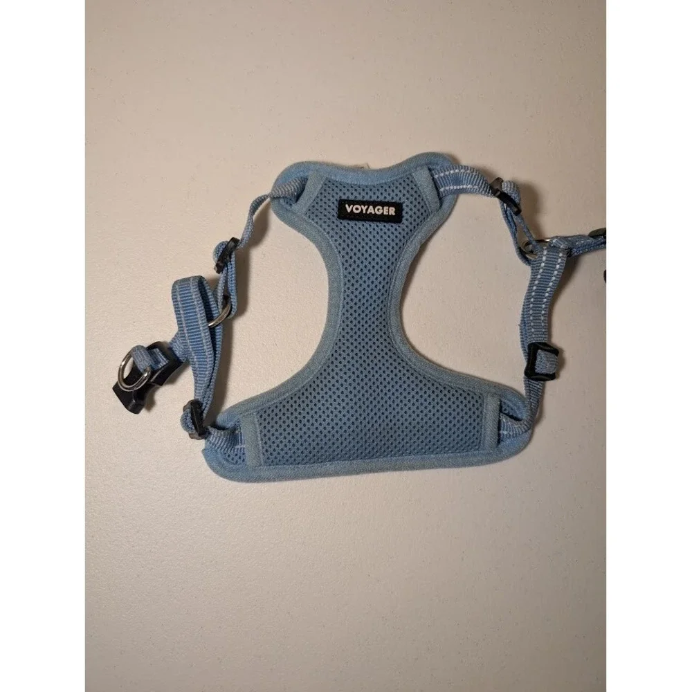Voyager Adjustable Dog Harness & Leash‎ Set - Blue Mesh, Small/Medium - Picture 2 of 2